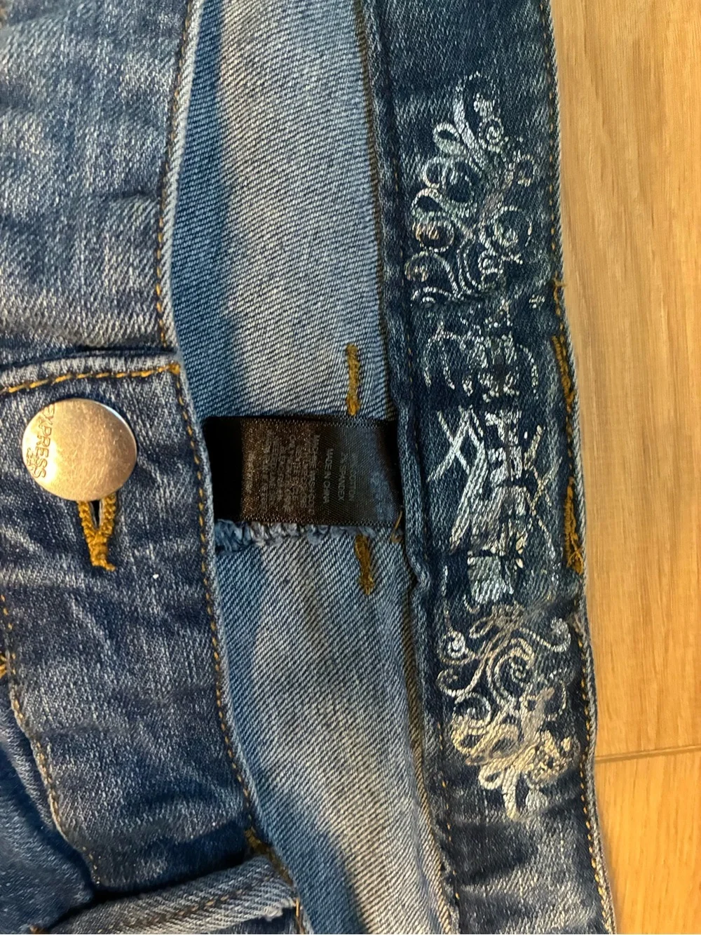 Express Women's Distressed Mid-Blue Denim Cutoff Shorts